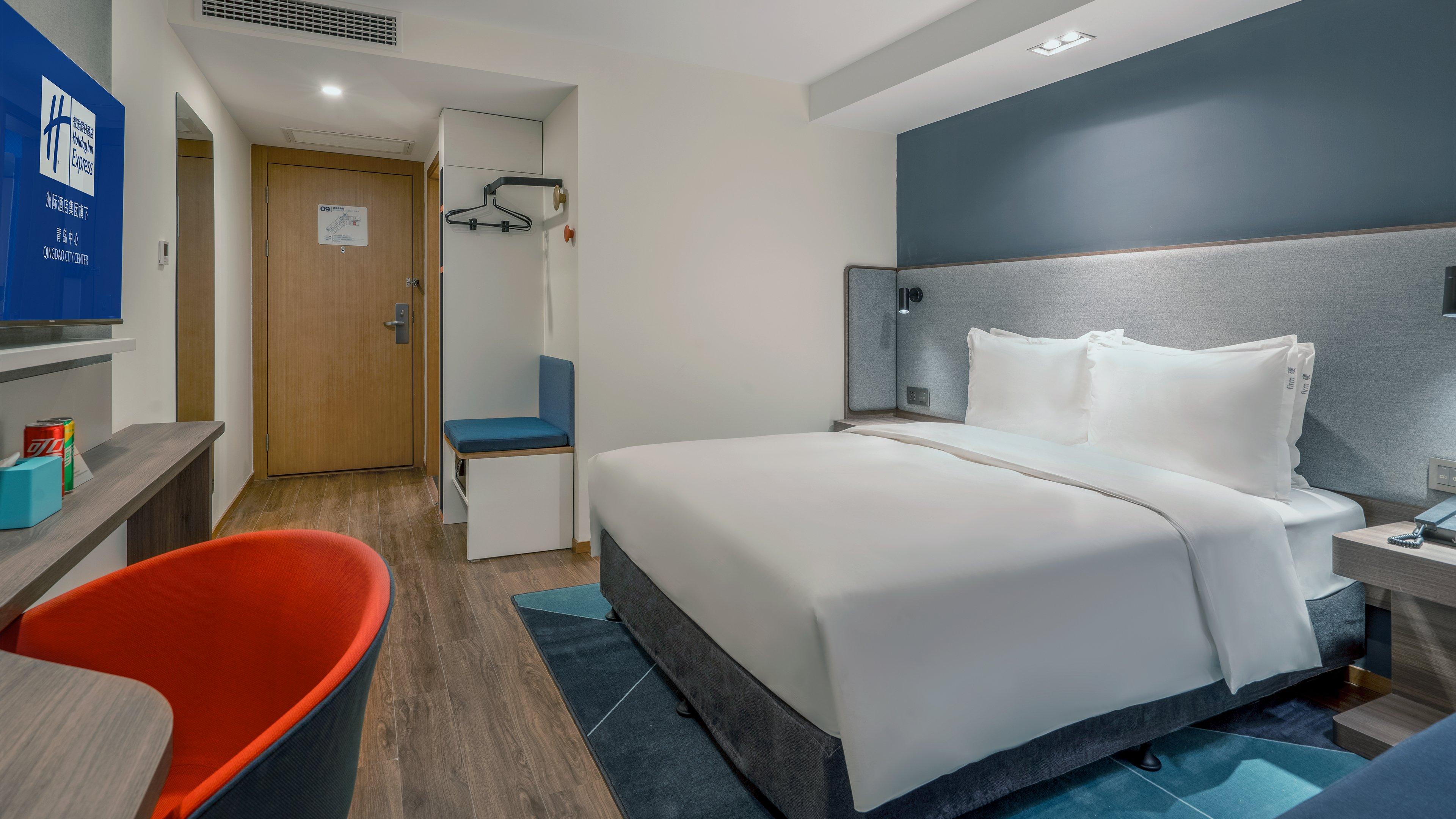 Holiday Inn Express Qingdao City Center By Ihg Exteriör bild