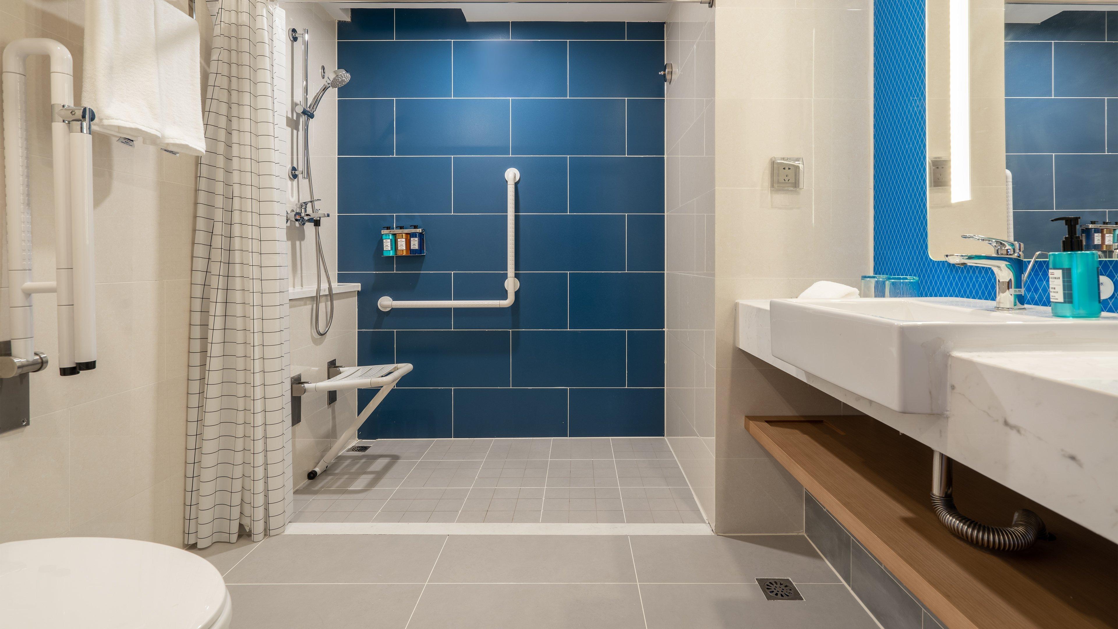 Holiday Inn Express Qingdao City Center By Ihg Exteriör bild
