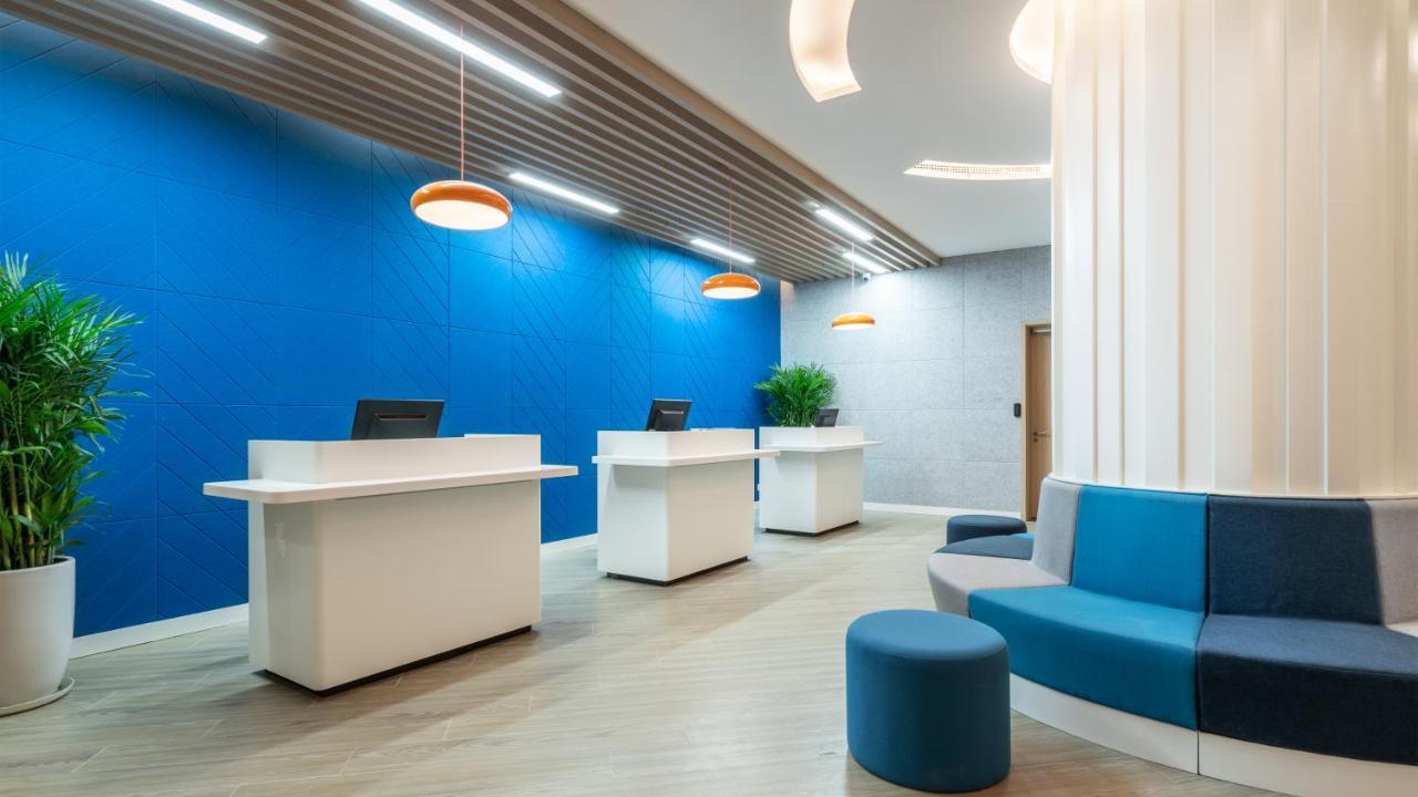 Holiday Inn Express Qingdao City Center By Ihg Exteriör bild